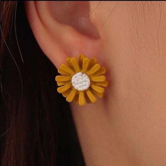 Mustard Yellow Flower Stud Earrings - Picture 1 of 4